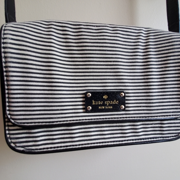 Vintage Kate Spade Striped black and white Canvas Crossbody Bag RARE - Picture 3 of 16